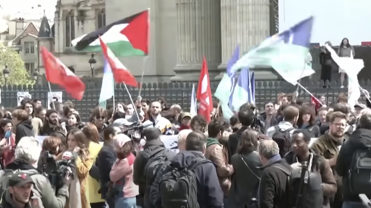 Εξαπλώνονται οι φοιτητικές διαδηλώσεις για τη Γάζα σε Πανεπιστήμια...