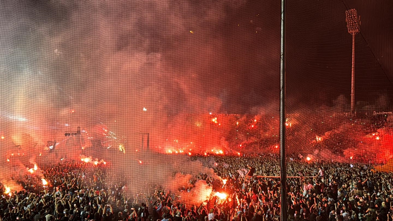 Πρωταθλητής για 4η φορά ο ΠΑΟΚ - Ολονύχτιο γλέντι στη Θεσσαλονίκη