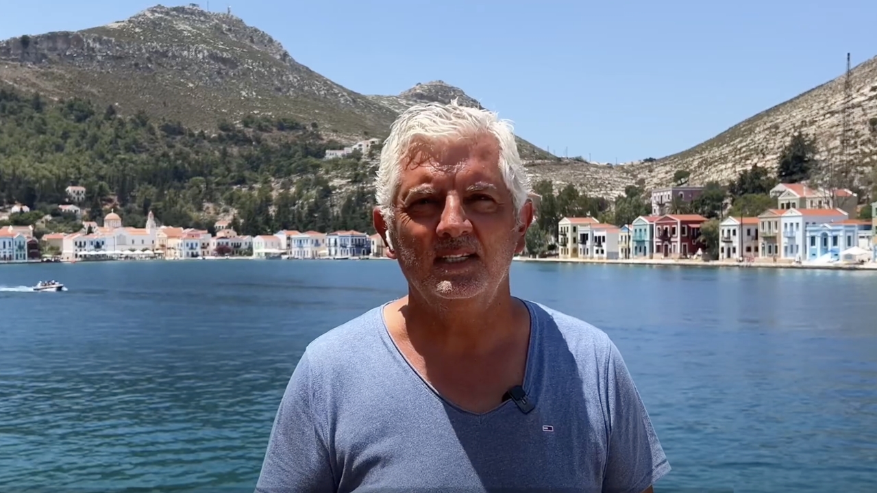 Ο Στράτος Αμύγδαλος, αντιδήμαρχος Μεγίστης, μιλά στο Livemedia