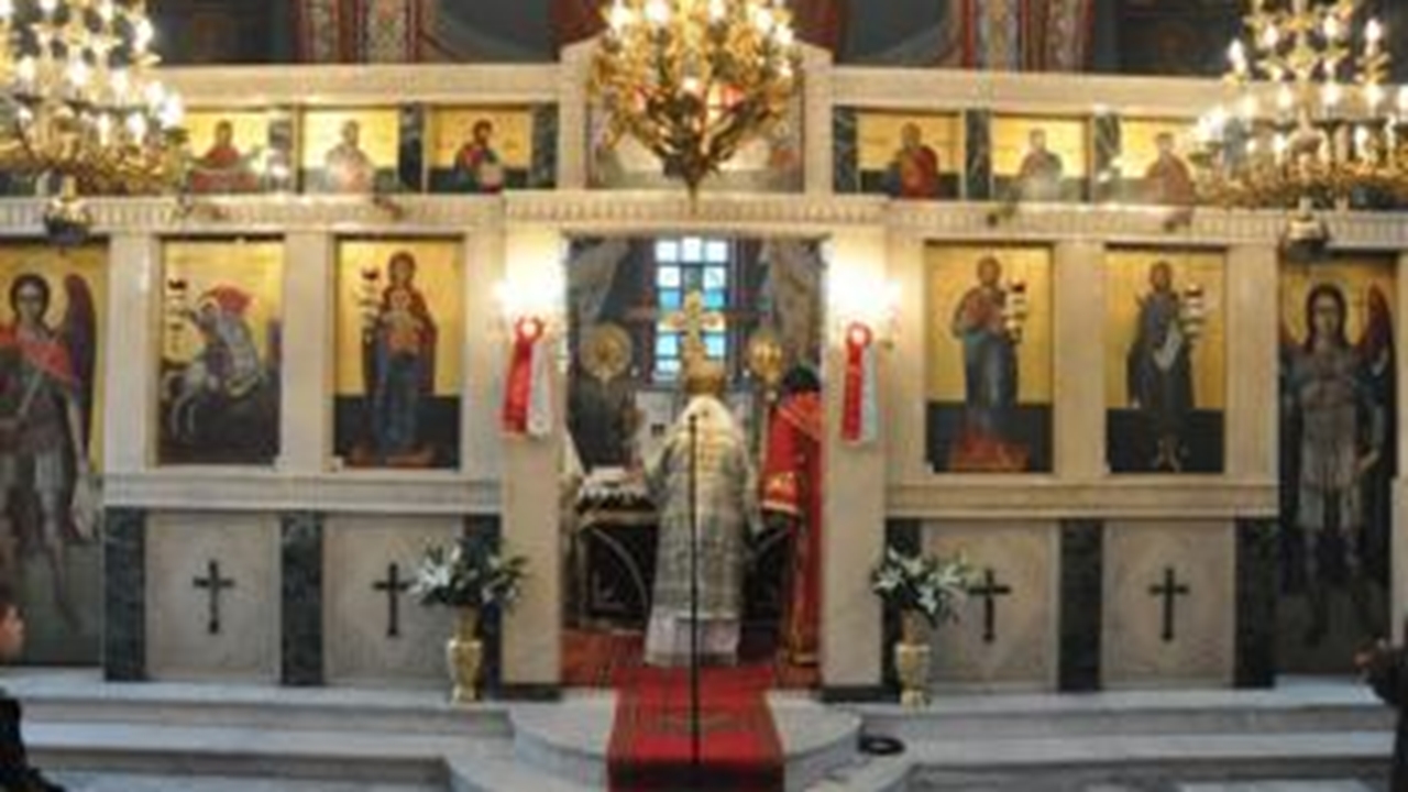 Θεία Λειτουργία και τέλεση πάνδημου ετήσιου μνημόσυνου στην Ιερά...