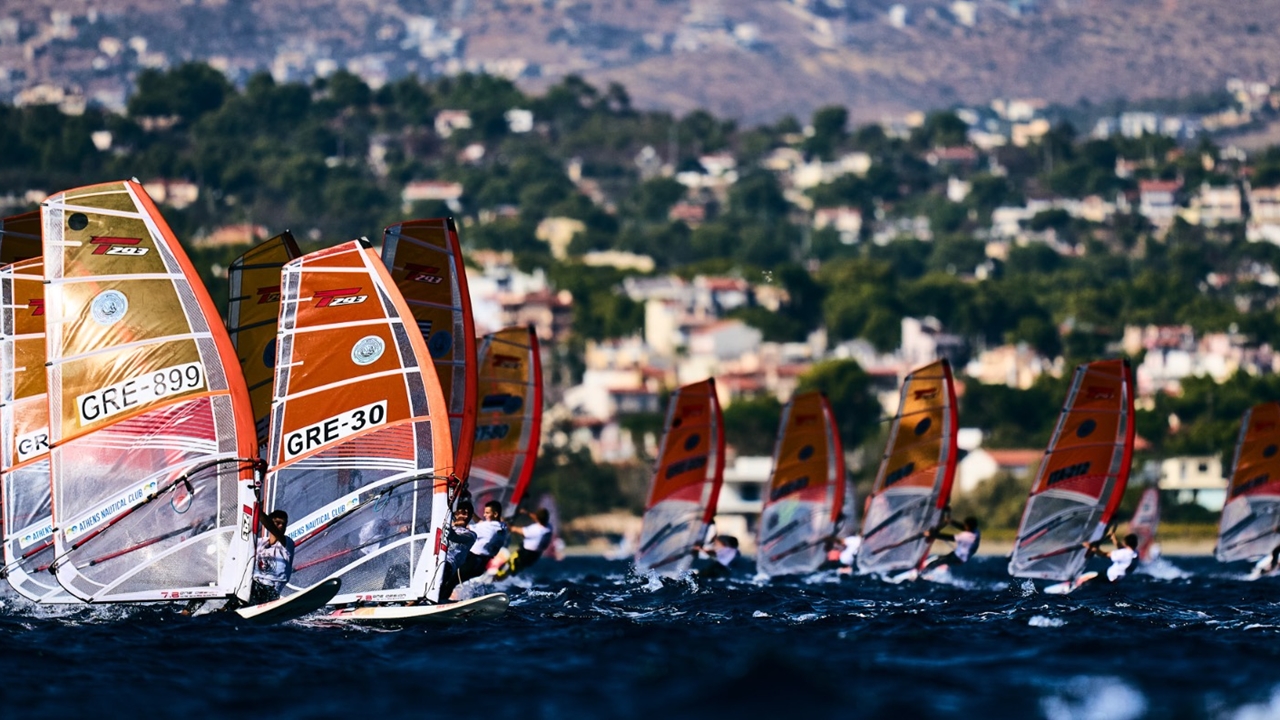 Δυνατή πρεμιέρα για τα ελληνικά πανιά στο ευρωπαϊκό πρωτάθλημα...