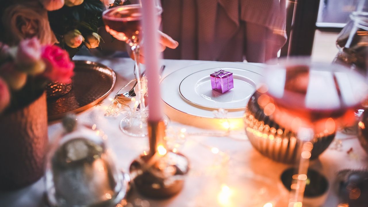 Έως και 5,8% ακριβότερο το φετινό χριστουγεννιάτικο τραπέζι