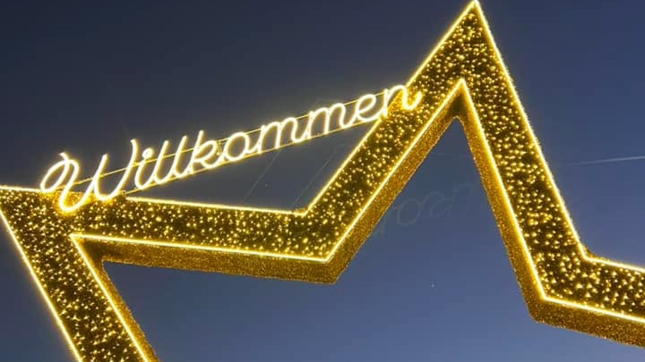 Στη μαγική Βιέννη Τα αυτοκρατορικά παλάτια δεσπόζουν επιβλητικά...