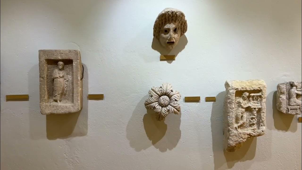 Στην Απολλωνία, (Ιλλυρία) την αρχαία αποικία των Κορινθίων, στα