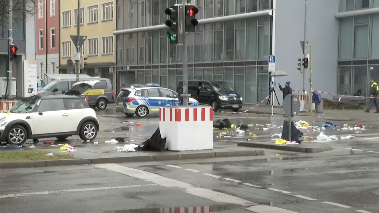 Μόναχο: Αυτοκίνητο έπεσε σε πλήθος – Δεκάδες τραυματίες, ανάμεσά...