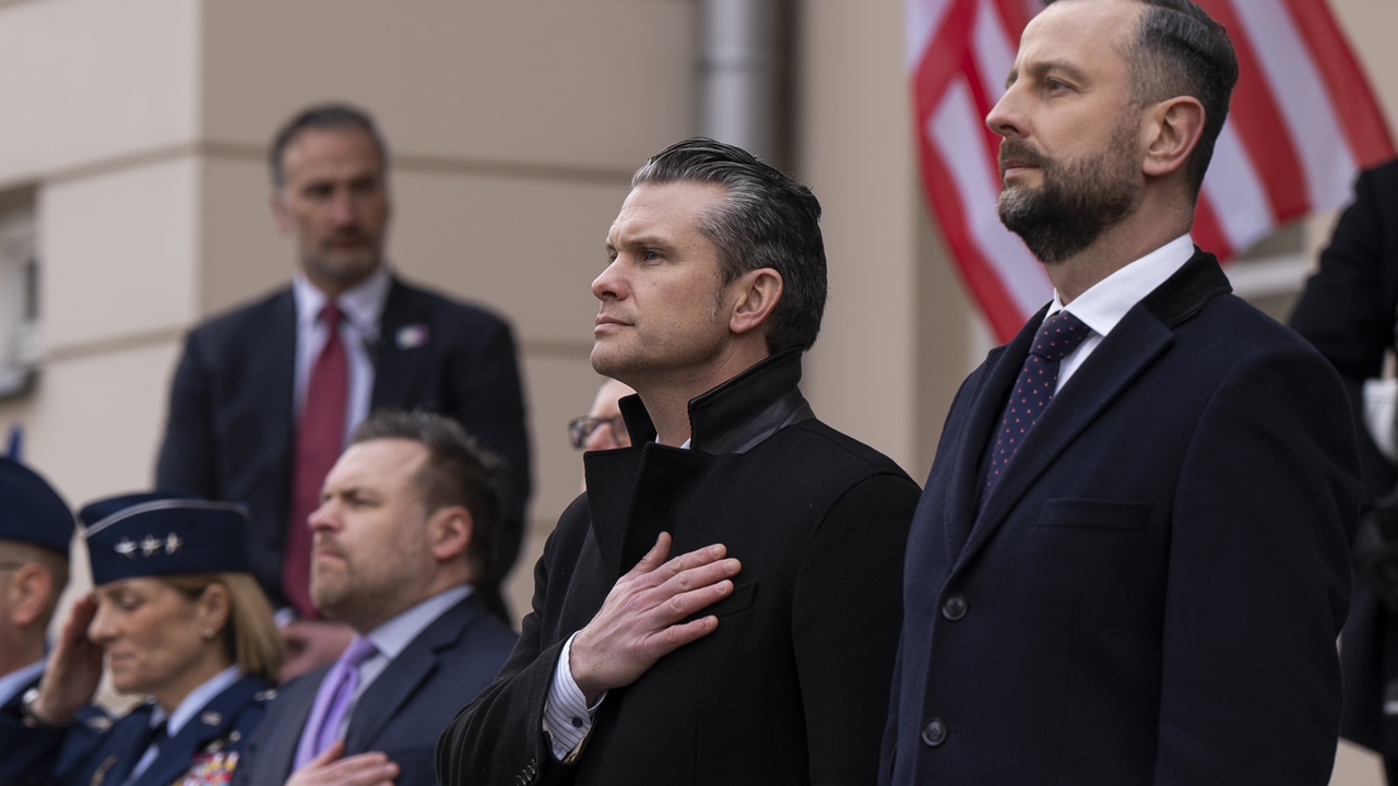 ΗΠΑ προς Ευρώπη: Επενδύστε στην Άμυνα, η παρουσία μας δεν θα...