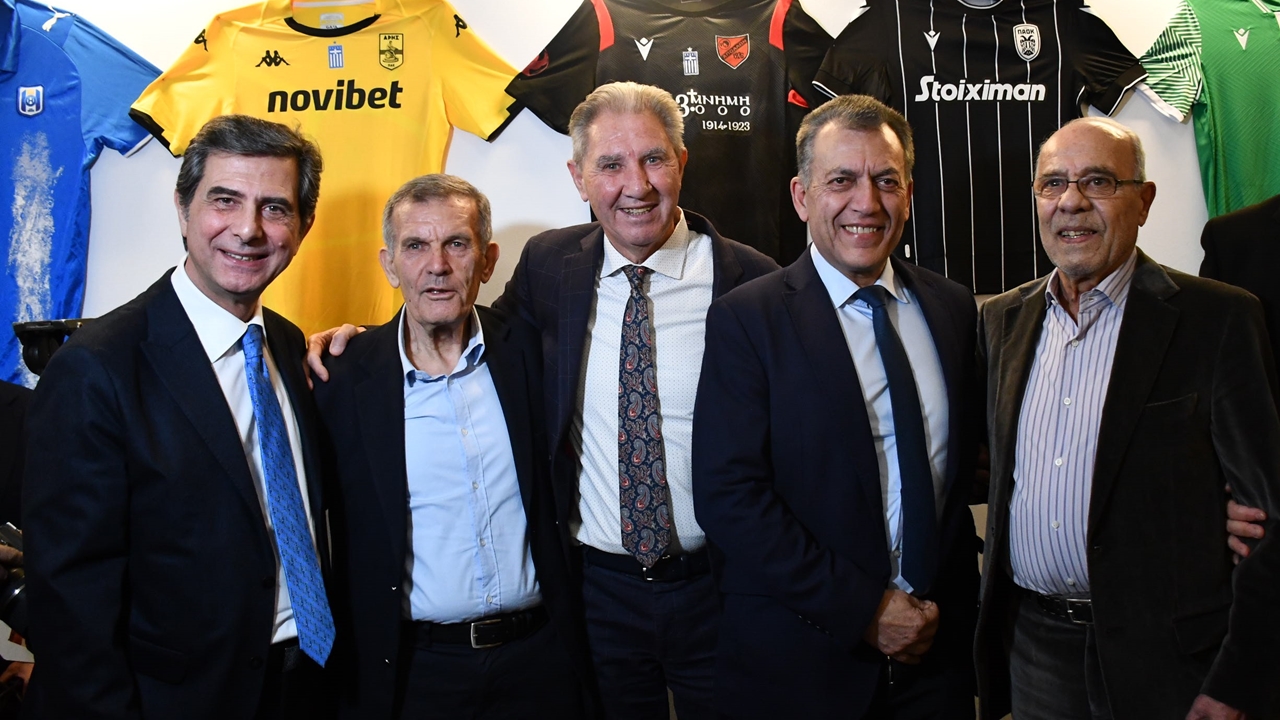 Το ένδοξο παρελθόν της ποδοσφαιρικής Θεσσαλονίκης τιμήθηκε στο...
