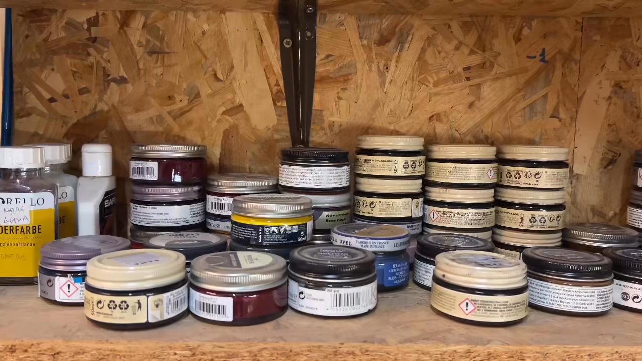 Ο Νεκτάριος Καραστατήρας μιλά για την τέχνη του υποδηματοπο