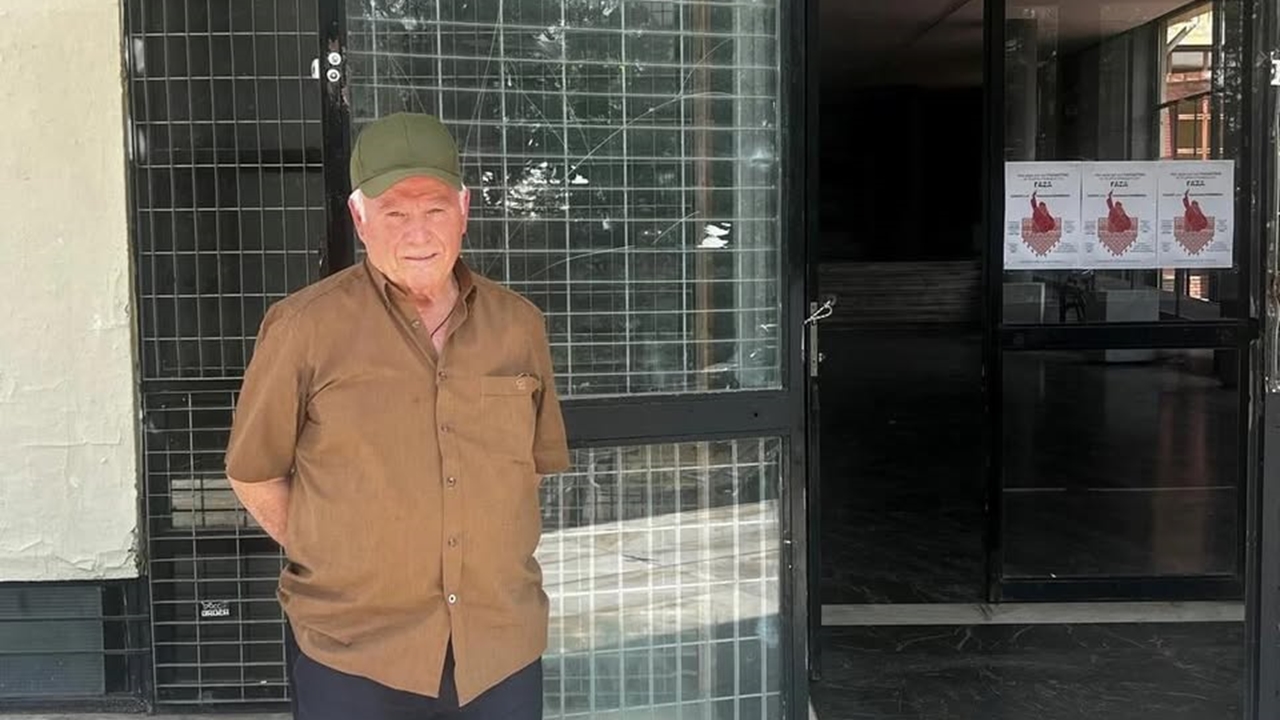 Φοιτητής ετών 80 στο Πολυτεχνείο ΑΠΘ   Στα έδρανα του Τμήματος...