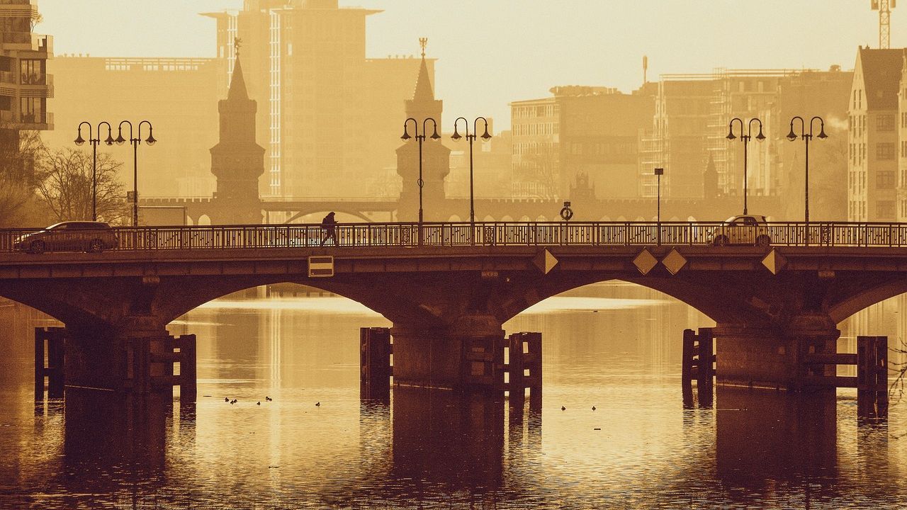 «Καμίνι» η Γερμανία - Έντονο κύμα καύσωνα