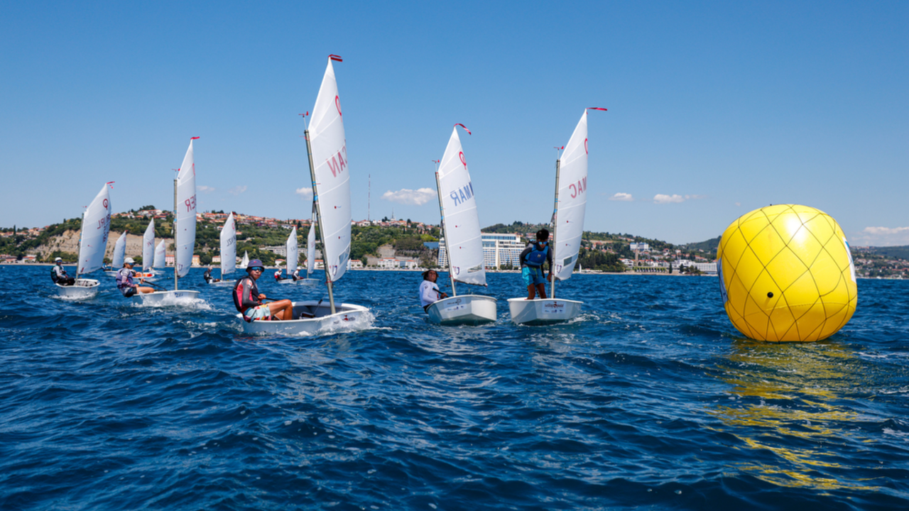 Ιστιοπλοΐα: Στις 8 κορυφαίες ομάδες του κόσμου η Ελλάδα στα Όπτιμιστ...