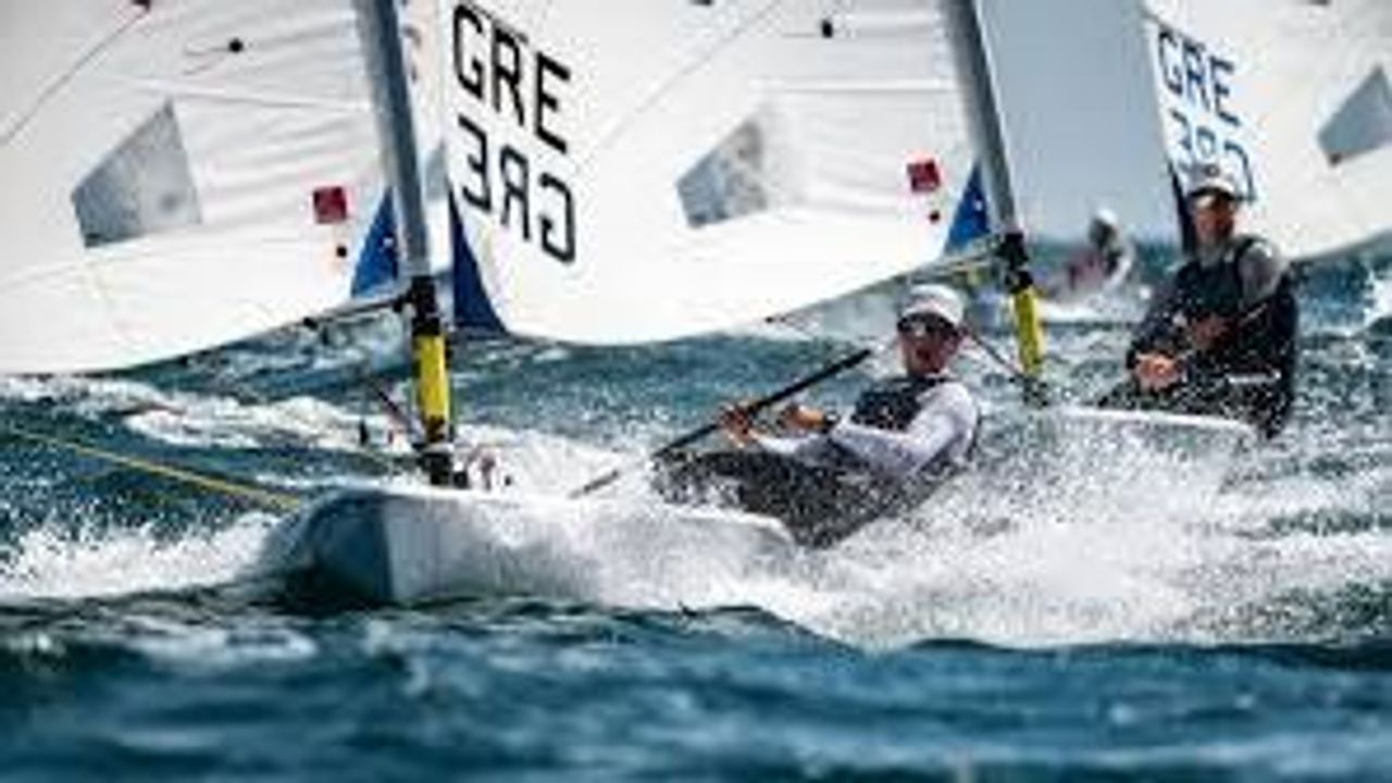 Οι Έλληνες ιστιοπλόοι πρωταγωνιστούν και στη δεύτερη φάση της...