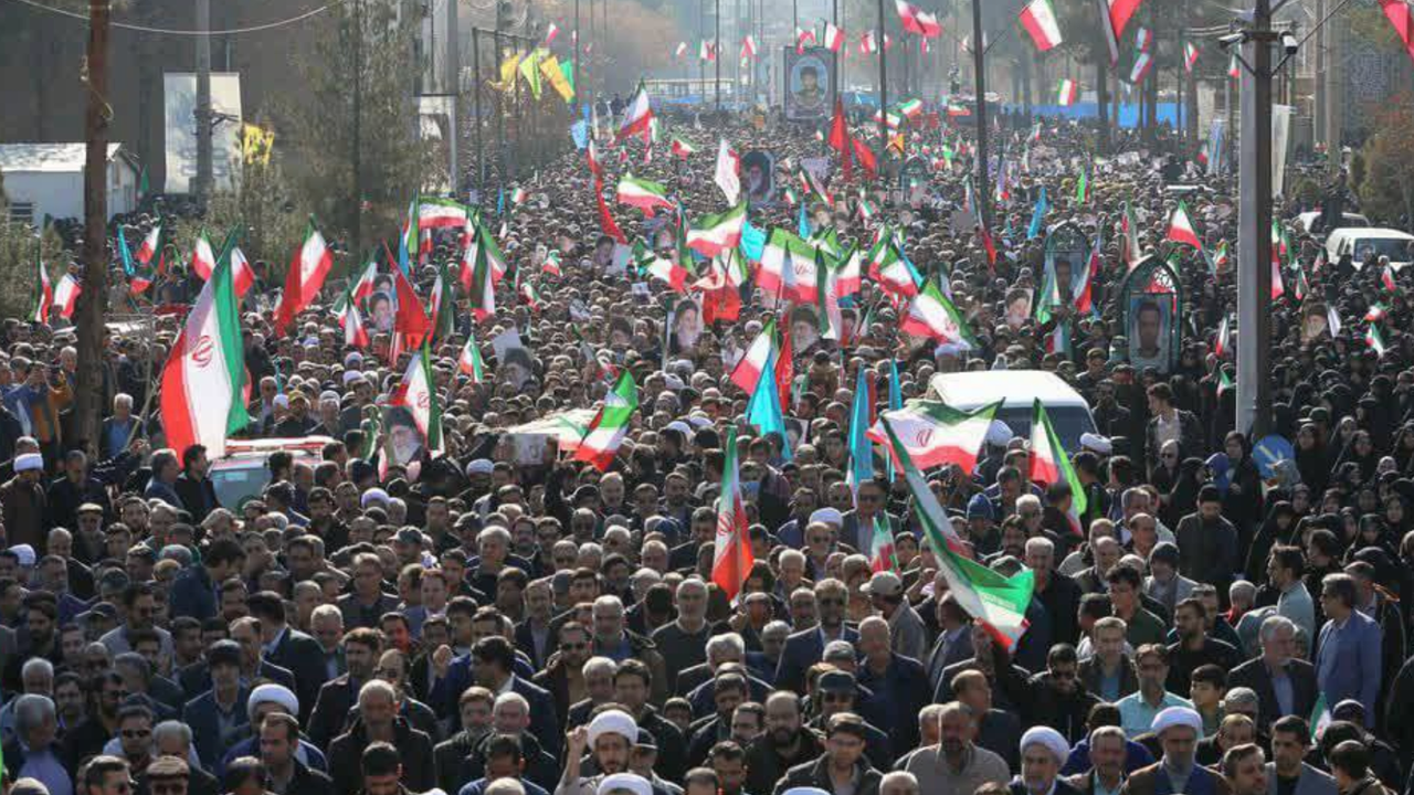 Ιράν: «Έτοιμοι για πόλεμο, αλλά δεν τον επιδιώκουμε» – Κλιμακώνεται...