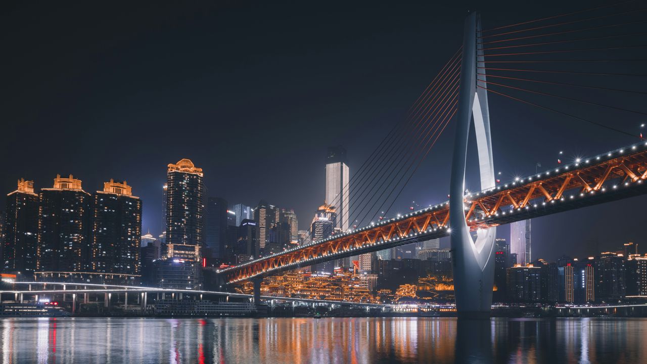 Ιστορικό ρεκόρ εξαγωγών για την Κίνα το 2025 παρά τις εμπορικές...