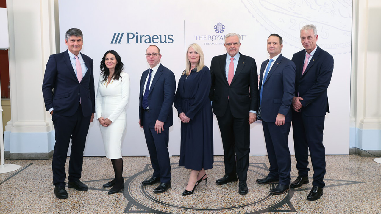 Το Βασιλικό Νομισματοκοπείο και η Πειραιώς παρουσίασαν τη Χρυσή...