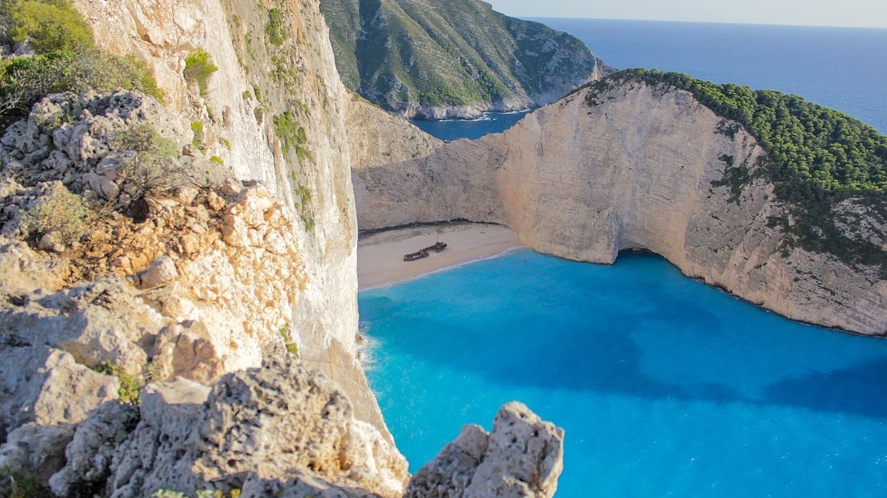 Στις top 5 επιλογές των Δυτικοευρωπαίων ταξιδιωτών η Ελλάδα το...