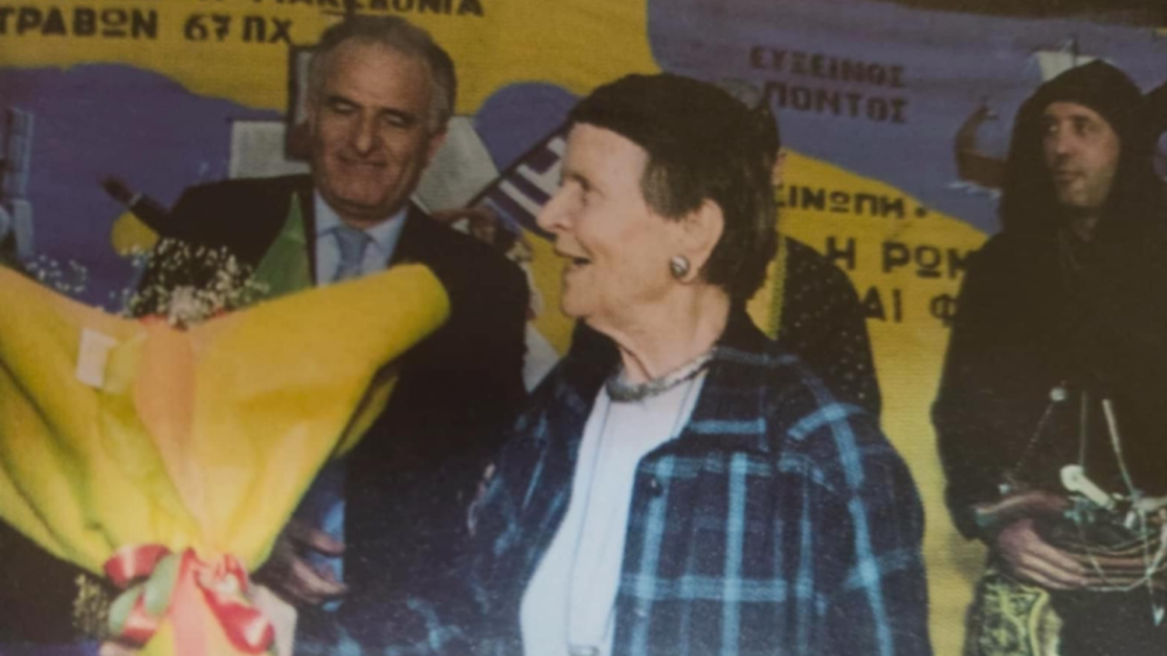 Συλλυπητήριο Μήνυμα Π.Ο.Ε. για τον θάνατο της Ελένης Γλύκατζη Αρβελέρ