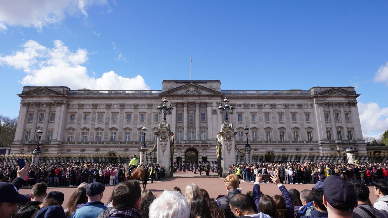Βρετανία: Συνελήφθη ο έκπτωτος πρίγκιπας Άντριου