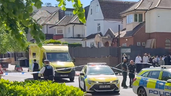 Συναγερμός στο Λονδίνο: Άνδρας μαχαίρωσε δύο Εβραίους - Συνελήφθη...