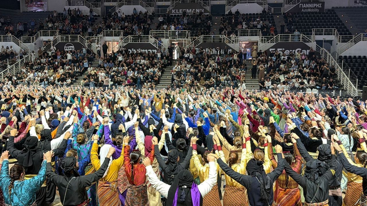 20ο Πανελλαδικό Φεστιβάλ Ποντιακών Χορών! Μια μεγάλη επιτυχία που γράφτηκε με τη συμμετοχή όλων!