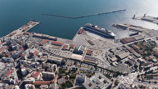 Ο 14ος Νυχτερινός Ημιμαραθώνιος Θεσσαλονίκης - ZeniΘ για πρώτη...
