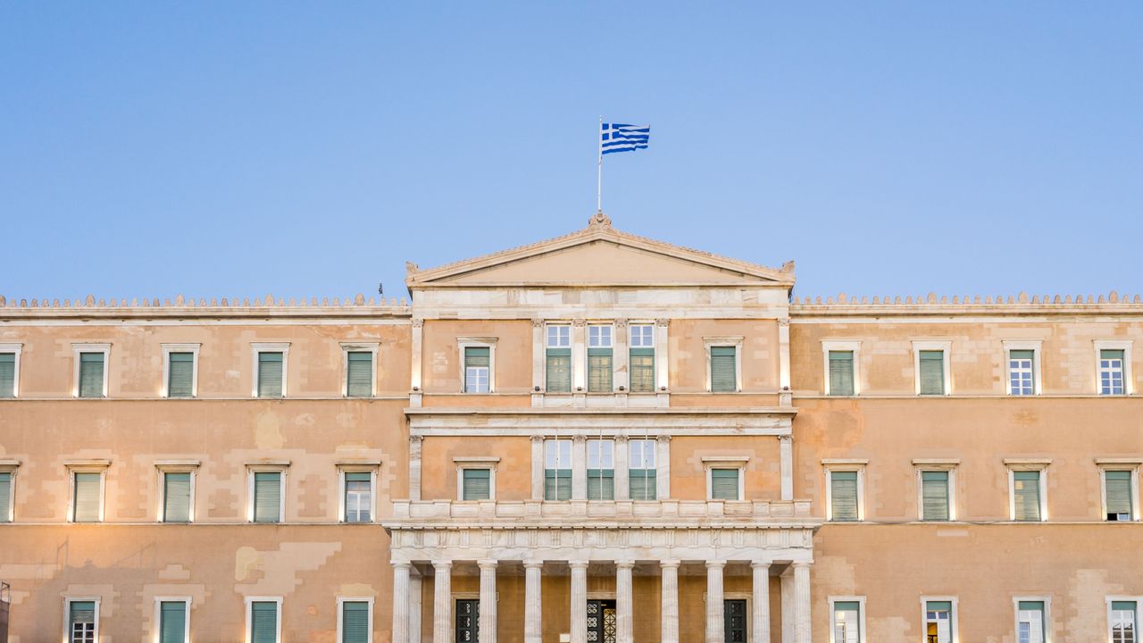 Πανεκπαιδευτική απεργία: Στους δρόμους εκπαιδευτικοί, μαθητές και φοιτητές σε όλη τη χώρα