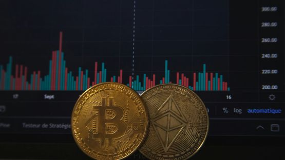 Βουτιά στις μετοχές τεχνολογίας και ρεκόρ κυβερνοκλοπής στη Binance