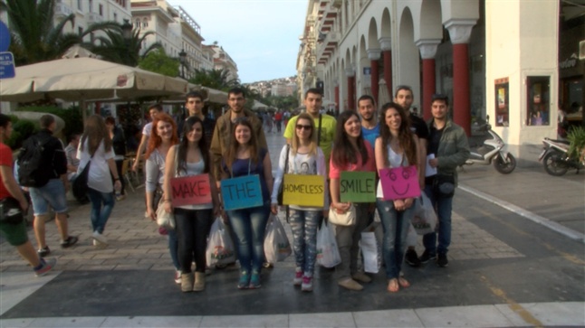 Pontian Association of  Students Thessaloniki Distributed food...