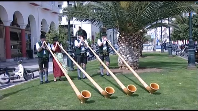 Αλπικό χρώμα στην πλατεία Αριστοτέλους