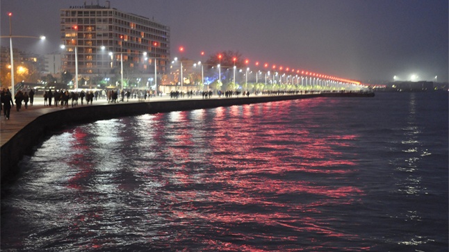 Παράδοση Νέας Παραλίας και Πεζοδρόμηση 