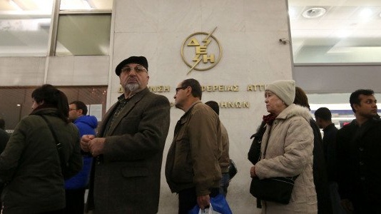 Σε οριακή κατάσταση τα νοικοκυριά -Τέσσερα εκατ. ευρώ την ημέρα...
