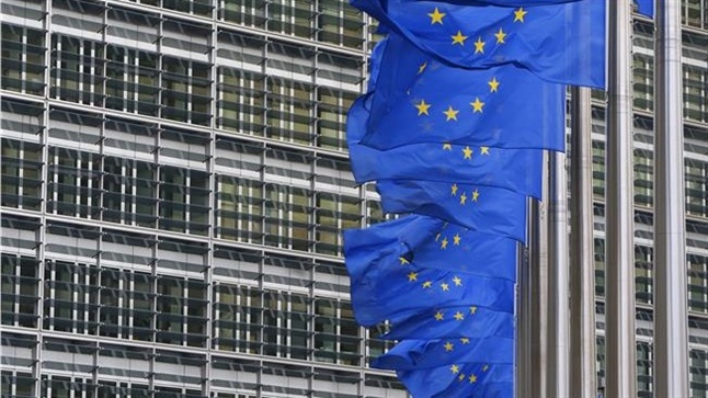 Bloomberg: Επιμήκυνση των δανείων διάσωσης της Ελλάδας στα 50...